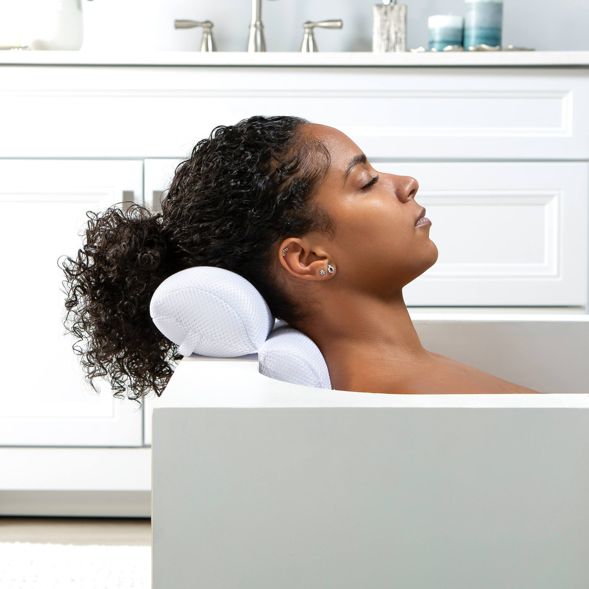Bath Bliss Ultra Comfort Dual Chamber Bath Pillow